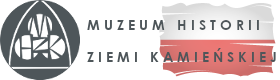 logo muzeum z flagą